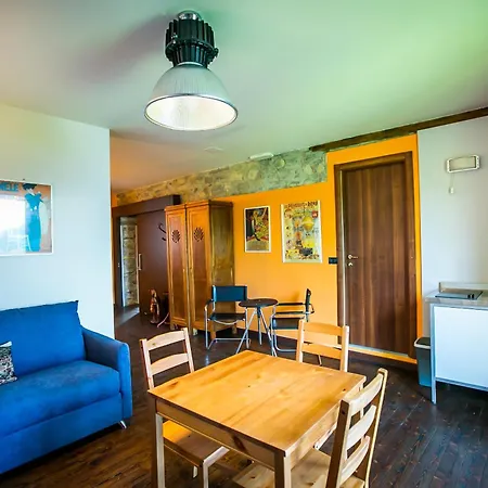 Piazzaga565 Orman Evi